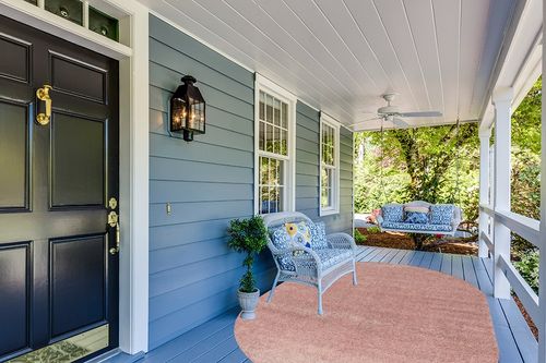 JONATHAN Y SEU100P-6OV Haze Solid Low-Pile Indoor Area Rug, Coastal, Bohemian, Minimalist, Classic, Casual for Bedroom,Kitchen,Living Room,Non Shedding,Easy-Washing, Pink, 6 X 9 Oval in Light Blue Patio