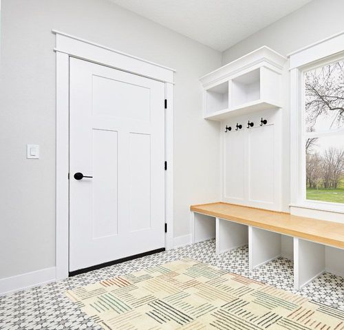 Hodgin Ivory/Multi Area Rug Zipcode Design Rug Size: Rectangle 5'3" x 7'3" in White Modern Entryway