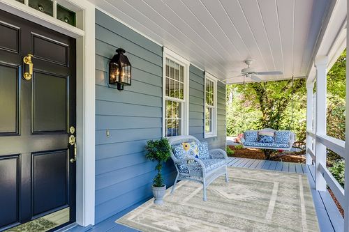 SAFAVIEH Marquee Collection Area Rug - 6' x 9', Green & Sage, Handmade, Ideal for High Traffic Areas in Living Room, Bedroom, Dining (MRQ108Y-6) in Light Blue Patio