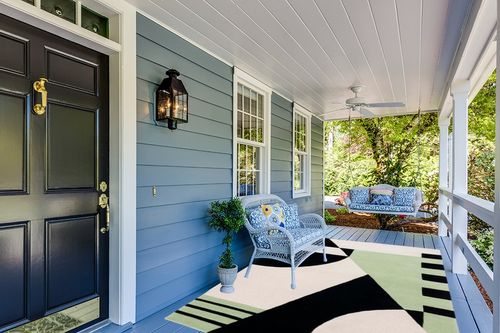 Safavieh Rodeo Drive Collection Area Rug - 6' x 9', Black & Green, Handmade Mid-Century Modern Abstract Wool, Ideal for High Traffic Areas in Living Room, Bedroom (RD863Z) in Light Blue Patio