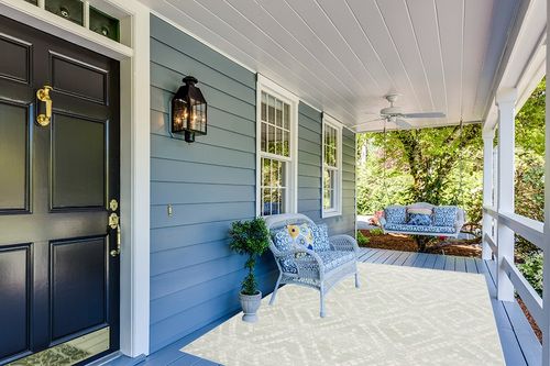 SAFAVIEH Adirondack Collection Area Rug - 6' x 9', Green & Ivory, Modern Diamond Distressed Design, Non-Shedding & Easy Care, Ideal for High Traffic Areas in Living Room, Bedroom (ADR131Y) in Light Blue Patio