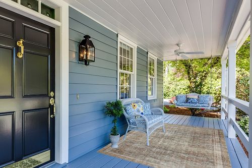 Chris Loves Julia x Loloi 7'6" 9'6" Ink/Terracotta Large Jules Jul-09 Area Rug in Light Blue Patio