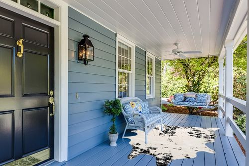 nuLOOM Marcia Machine Washable Faux Cowhide Area Rug, 5' x 6' 7", Black in Light Blue Patio