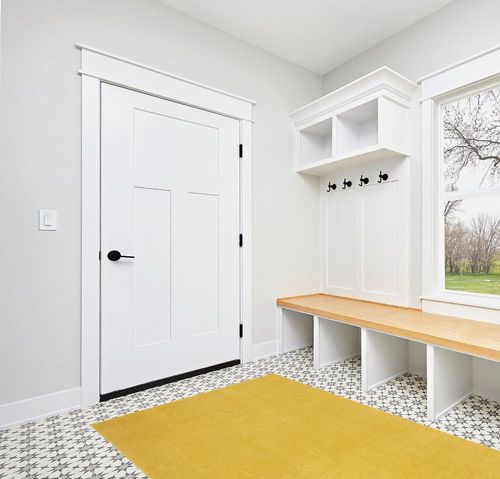 Nourison Essentials Indoor/Outdoor Yellow 5' x 7' Area Rug, Easy -Cleaning, Non Shedding, Bed Room, Living Room, Dining Room, Backyard, Deck, Patio (5x7) in White Modern Entryway