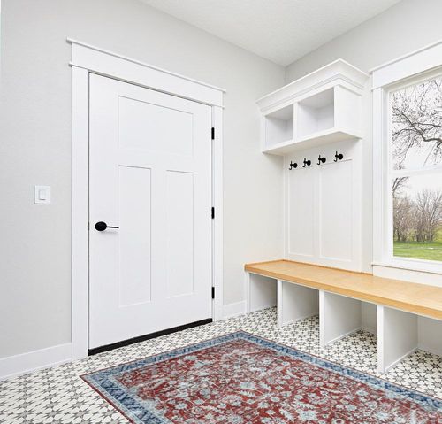 COZYLOOM 5x7 Vintage Bohemian Distressed Rug Oriental Floral Printed Rug Boho Chenille Soft Floor Cover for Living Room Bedroom Non-Slip Low Pile Washable Rug Foldable Thin Red in White Modern Entryway