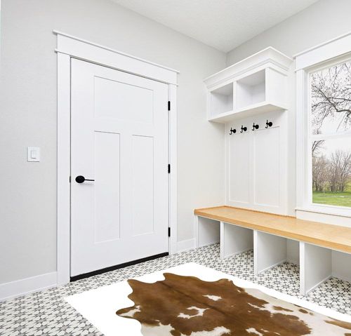 Pure Brown& White Superior Cowhides Rug 5x7ft 150cmx210cm in White Modern Entryway