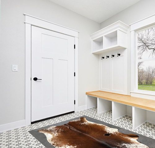 Large Cowhide Rug Tricolor Cowhide Cow Skin Leather Area Rug, Hair On Cow Hide Rugs 5 X 7 ft Black, Brown and White in White Modern Entryway