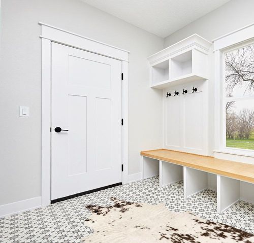 nuLOOM Marcia Machine Washable Faux Cowhide Area Rug, 5' x 6' 7", Brown in White Modern Entryway