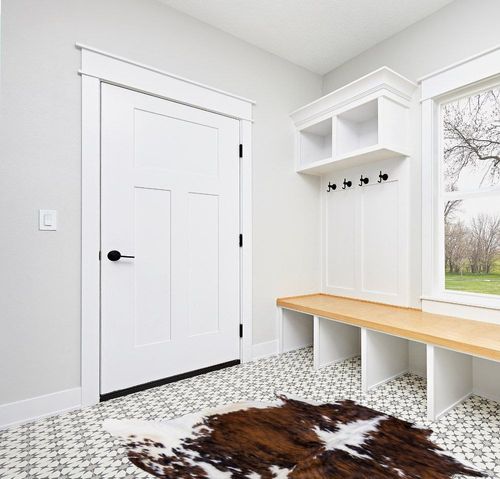 rodeo Genuine Cowhide Rug Large Real Cow Hide Western decortion Cow Rug for Bedroom Living Room Natrual Cow Print Rug for Western Wall Decor Texas Rug 5x7 Feet(150cmx 210cm) TC5X7 in White Modern Entryway