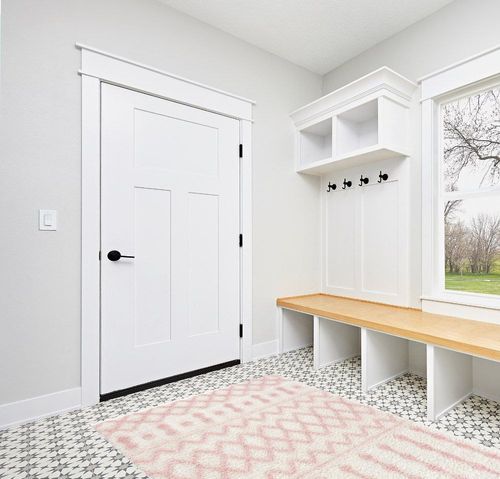 Hauteloom Tilos Moroccan Farmhouse Living Room Bedroom Nursery Shag Area Rug - Shaggy Carpet - Trellis Pattern - High Plush Pile - Cream, Pink, Beige - 5'3" x 7' in White Modern Entryway