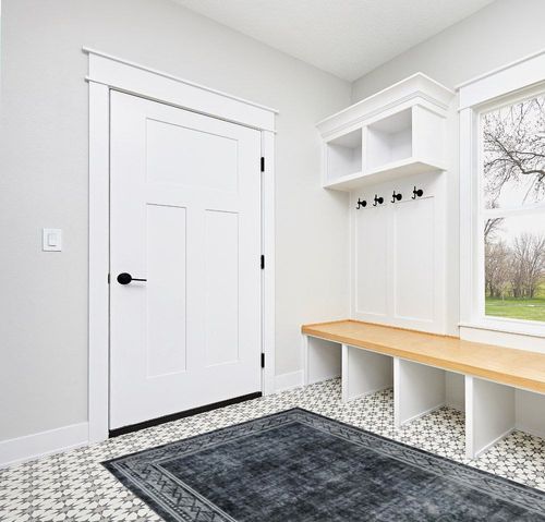 Fashionwu Vintage Area Rug 5x7 Grey Rug for Bedroom Machine Washable Floor Mat for Office Geometric Patio Dining Room Rug Aesthetic Carpet Non-Shedding Anti-Slip Floor Mat, Gem Printed, Gray in White Modern Entryway