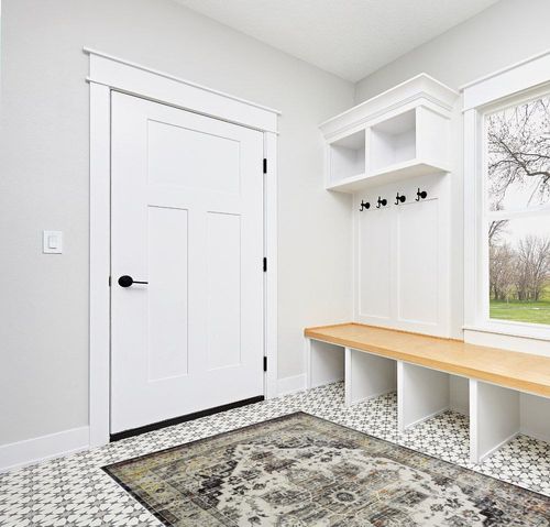 GAOMON Machine Washable Area Rug 5x7 Non Slip Floor Cover Carpet Rug for Living Room Bedroom Medallion Vintage Distressed Accent Rug Traditional Home Decor Floor Decoration Carpet Mat, Grey in White Modern Entryway