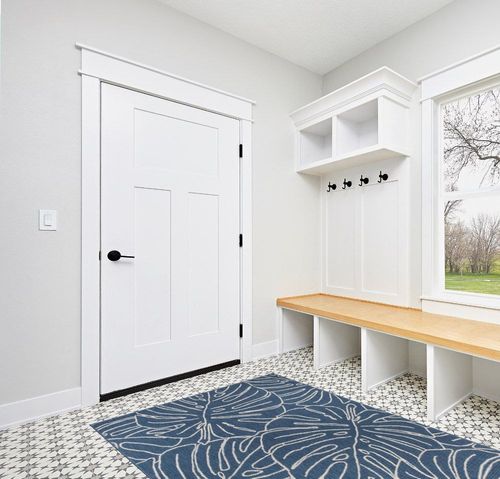 Rugshop Contemporary Tropical Leaves Weather Resistant Indoor/Outdoor Area Rug 5' x 7' Blue in White Modern Entryway
