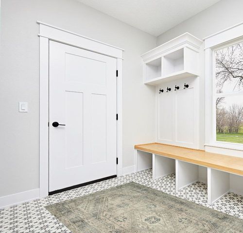 Magnolia Home by Joanna Gaines x Loloi Sinclair Collection SIN-04 Natural / Sage 5'-0" x 7'-0" Area Rug in White Modern Entryway