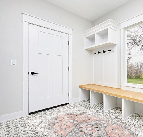 Pajata Pink Vintage 5X7 Area Rug Soft Fluffy Pile Carpet, Stain Resistant Faux Wool Soft Fuzzy Machine Washable Rug, Boho Chic Low-Pile Floral Carpet for Bedroom Kitchen Living Room in White Modern Entryway