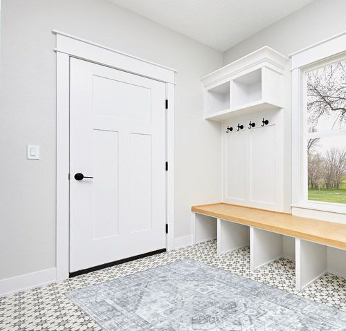 BRICHOEE Vintage Machine Washable Area Rug 5x7 Silver Gray Low-Pile Indoor Floral Print Carpet Non Slip Printed Persian Boho Rug for Living Room in White Modern Entryway