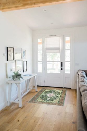 NATOLIA DECOR Area Rug in White Scandinavian Entryway