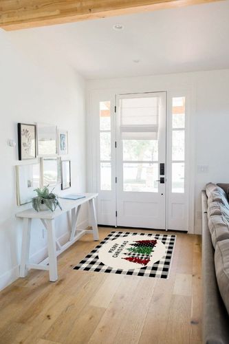 Area Rug, Black Buffalo Plaid Xmas Tree Merry Christmas Rug, 2x3 Feet Rugs for Living Room Bedroom Kids Room Kids Room Nursery Classroom, Non-Slip Comrft Carpet Washable Rug in White Scandinavian Entryway