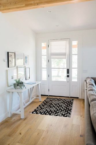 Fluffy Area Rugs for Living Room,32x60in Non-Slip Accent Rug Ultra Soft Carpet Seamless Abstract Geometry on White Washable Indoor Floor Mats for Bedroom Nursery Decor Black Gray Rounded Shape in White Scandinavian Entryway