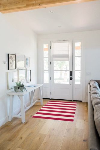 SAFAVIEH Montauk Collection Accent Rug - 3' x 5', Red & Ivory, Handmade Flat Weave Boho Farmhouse Cotton Stripe, Ideal for High Traffic Areas in Entryway, Living Room, Bedroom (MTK712B) in White Scandinavian Entryway