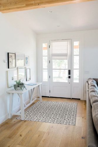 Nicole Miller New York Patio Country Danica Transitional Geometric Indoor/Outdoor Area Rug, Black/Grey, 3'11"x5'2" in White Scandinavian Entryway