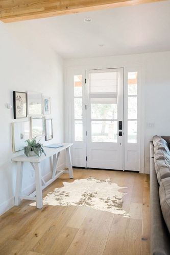 nuLOOM Marcia Machine Washable Faux Cowhide Area Rug, 3' 10" x 5', Off-White in White Scandinavian Entryway