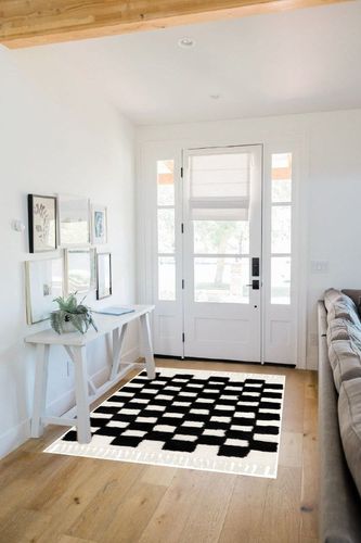 Lahome Checkered Boho Rug for Bedroom, 4x6 Living Room Rug Washable Black and White Area Rug with Tassels, Farmhouse Office Dorm Rug Throw Rugs for Entryways Nursery Decor in White Scandinavian Entryway
