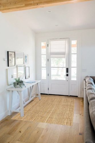 nuLOOM Ashli Solid Farmhouse Jute Area Rug, 4x6, Natural in White Scandinavian Entryway