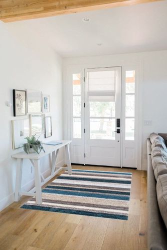 nuLOOM Drey Striped Shag Area Rug, 4' x 6', Blue Multi in White Scandinavian Entryway
