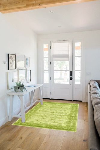 Unique Loom La Jolla Collection Farmhouse, Contemporary, Botanical, Traditional, Vintage Area Rug, 4 ft 0 x 6 ft 1 Rectangular, Light Green/Green in White Scandinavian Entryway