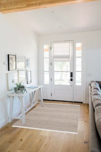 SAFAVIEH Montauk Collection Accent Rug - 4' x 6', Ivory & Steel Grey, Handmade Flat Weave Boho Farmhouse Cotton Tassel Fringe, Ideal for High Traffic Areas in Entryway, Living Room, Bedroom (MTK330M) in White Scandinavian Entryway