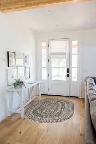 Super Area Rugs Cantebury Handmade Farmhouse Indoor/Outdoor Braided Rug Charcoal, Gray, Light Gray, White 4' x 6' Oval in White Scandinavian Entryway