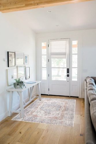 nuLOOM Jacquie Machine Washable Vintage Floral Area Rug, 4x6, Grey in White Scandinavian Entryway