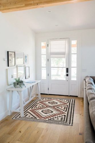 nuLOOM Leighton Machine Washable Southwestern Medallion Area Rug, 4x6, Beige in White Scandinavian Entryway