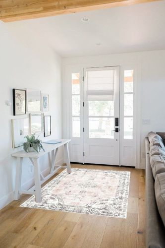 BRICHOEE Vintage Washable Area Rug 4x6 Light Pink Low-Pile Indoor Floral Print Carpet Non Slip Printed Persian Boho Rug for Living Room in White Scandinavian Entryway