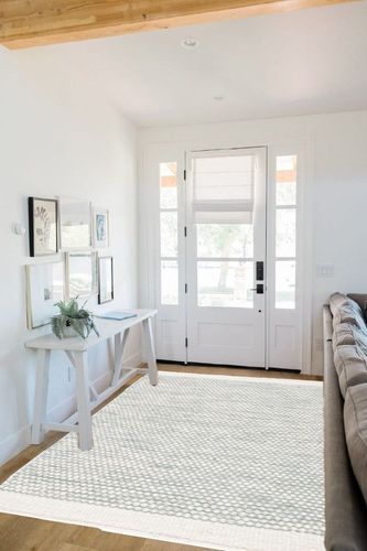 Safavieh Natura Collection Area Rug - 5' x 8', Light Blue & Ivory, Handmade Wool, Ideal for High Traffic Areas in Living Room, Bedroom (NAT776L) in White Scandinavian Entryway