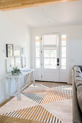 nuLOOM Skyler Contemporary Geometric Diamond Area Rug, 5x8, Beige in White Scandinavian Entryway