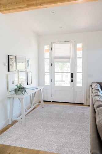 JONATHAN Y SEU100K-5 Haze Solid Low-Pile Indoor Area-Rug Casual Contemporary Solid Traditional Easy-Washing Bedroom Kitchen Living Room Non Shedding, 5 ft x 8 ft, Light Gray in White Scandinavian Entryway