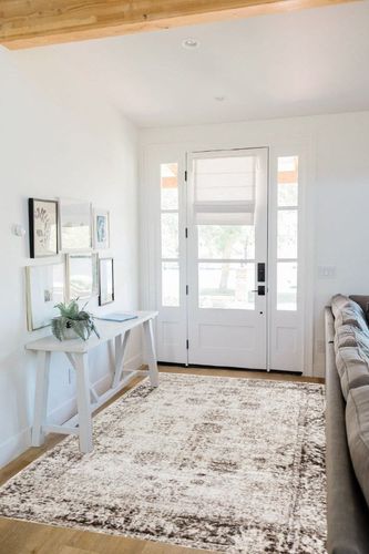 Unique Loom Sofia Collection Area Rug - Casino (5' 3" x 8' Rectangle, Beige/ Tan) in White Scandinavian Entryway