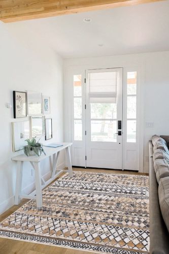 Rugs.com Leipzig Collection Area Rug – 5' x 8' Beige Low-Pile Rug Perfect for Bedrooms, Dining Rooms, Living Rooms in White Scandinavian Entryway