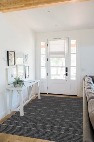 nuLOOM Alaina Indoor/Outdoor Striped Area Rug, 5x8, Black in White Scandinavian Entryway
