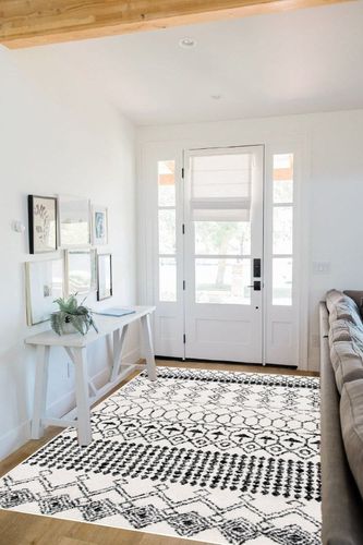 SAFAVIEH Tulum Collection Area Rug - 5'3" x 7'6", Ivory & Black, Moroccan Boho Distressed Design, Non-Shedding & Easy Care, Ideal for High Traffic Areas in Living Room, Bedroom (TUL229B) in White Scandinavian Entryway