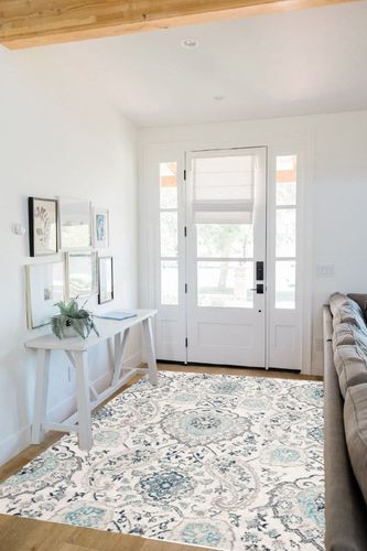 SAFAVIEH Madison Collection Area Rug - 5'3" x 7'6", Cream & Light Grey, Boho Chic Glam Paisley Design, Non-Shedding & Easy Care, Ideal for High Traffic Areas in Living Room, Bedroom (MAD600C) in White Scandinavian Entryway