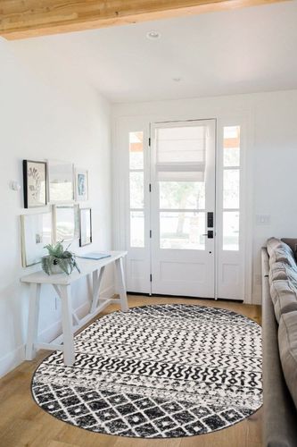 Hauteloom Constantinople Moroccan Trellis Bohemian Living Room, Bedroom Area Rug - Traditional Farmhouse Carpet - Black, Gray, White - 5'3" x 7'6" in White Scandinavian Entryway