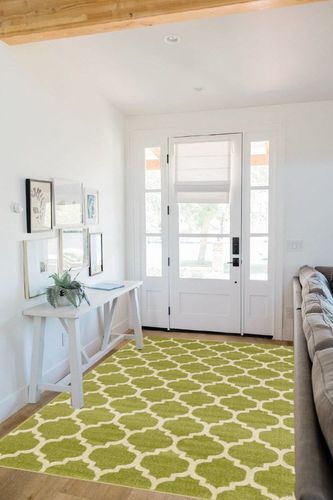 Unique Loom Trellis Collection Area Rug - Philadelphia (5' 1" x 8' Rectangle, Light Green/ Beige) in White Scandinavian Entryway