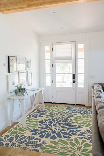 JONATHAN Y SMB110B-5 Zinnia Modern Floral Textured Weave Indoor Outdoor Area-Rug Bohemian Coastal Easy-Cleaning Bedroom Kitchen Backyard Patio Non Shedding, 5 X 8, Navy/Green in White Scandinavian Entryway