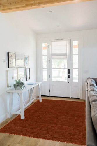 SAFAVIEH Montauk Collection Area Rug - 5' x 8', Orange & Black, Handmade Flat Weave Cotton Corner Tassel, Ideal for High Traffic Areas in Living Room, Bedroom (MTK150P) in White Scandinavian Entryway