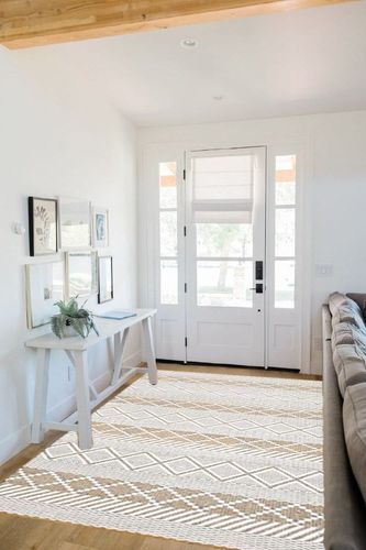 SAFAVIEH Natura Collection Area Rug - 5' x 8', Ivory & Yellow, Handmade Wool, Ideal for High Traffic Areas in Living Room, Bedroom (NAT854C) in White Scandinavian Entryway