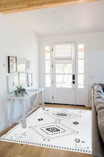 Lahome Washable Aztec 5x7 Bedroom Rug in White Scandinavian Entryway
