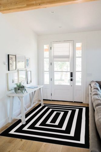 Lanffia Black and White Area Rug 5x7ft Contrasting Geometric Modern Stripe Symmetrical Indoor Outdoor Rug Machine Washable Extra Large Rugs Woven Cotton Floor Carpet for Living Room/Balcony/Backyard in White Scandinavian Entryway